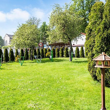 Interferie Cechsztyn Hotel Ustronie Morskie Buitenkant foto