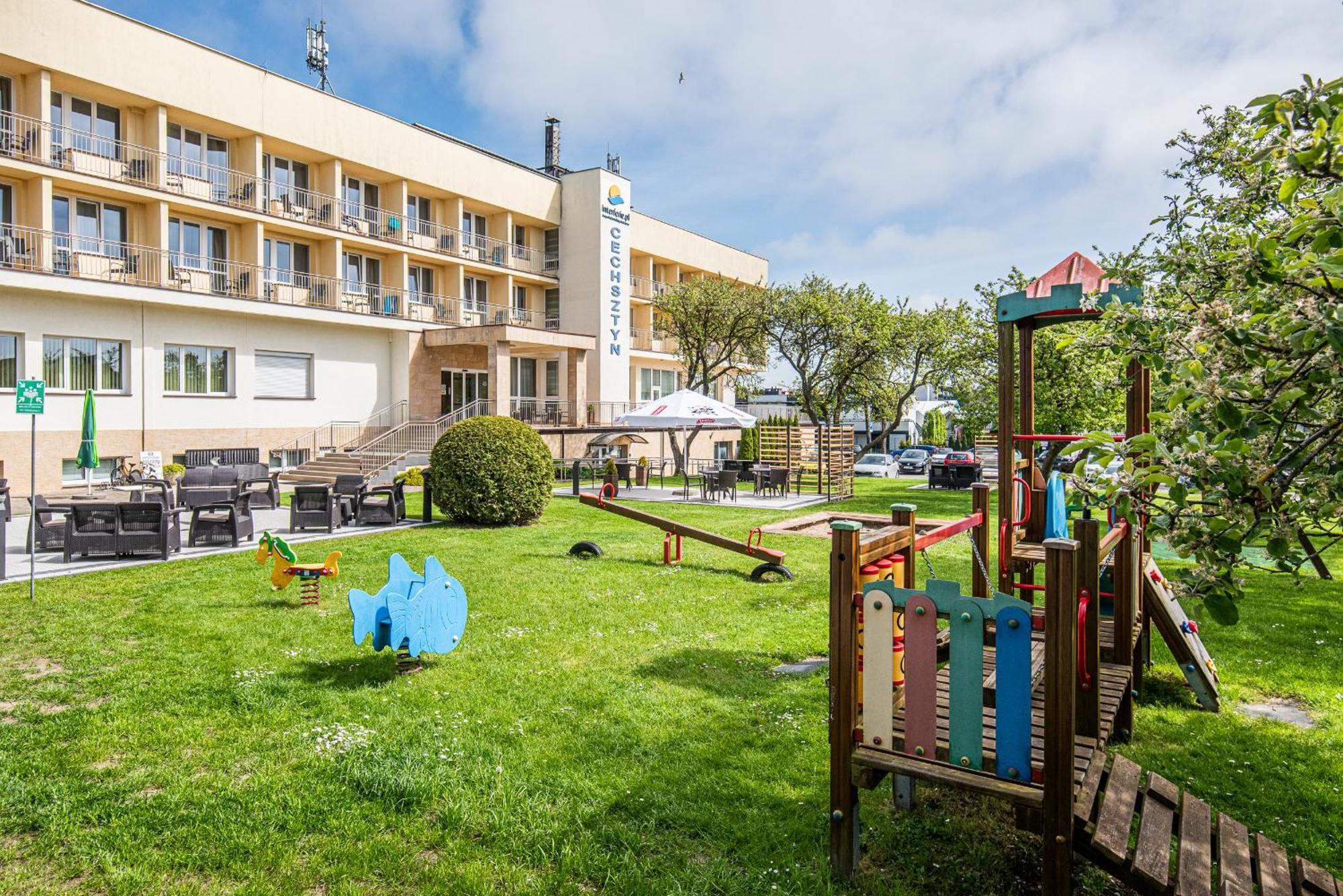 Interferie Cechsztyn Hotel Ustronie Morskie Buitenkant foto