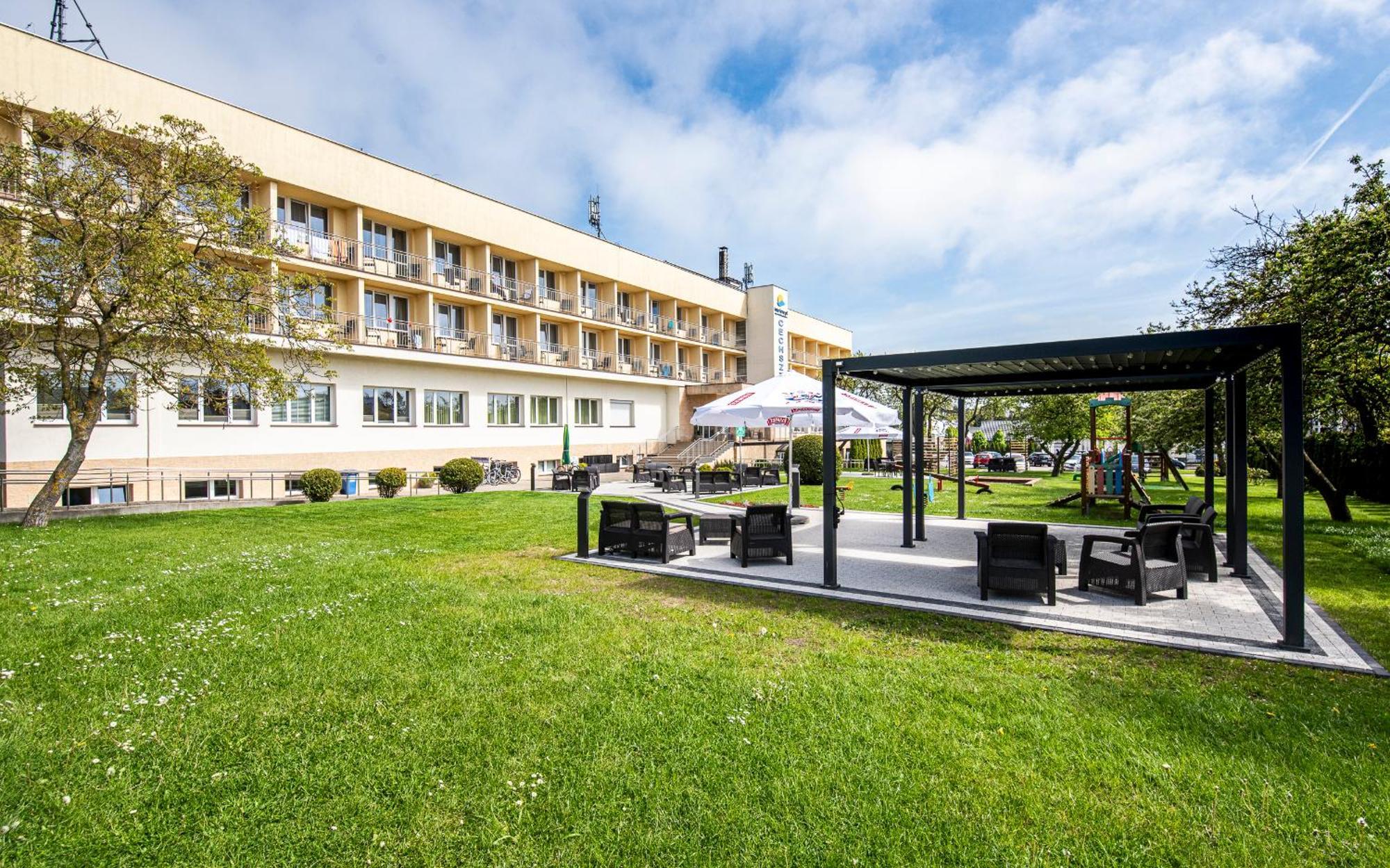 Interferie Cechsztyn Hotel Ustronie Morskie Buitenkant foto